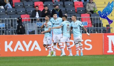 Başakşehir, Gaziantep FK deplasmanında üç puanı aldı