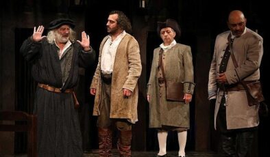 İstanbul Büyükşehir Belediyesi Şehir Tiyatroları’nın beğeniyle izlenen oyunlarından “Cadı Kazanı” Nilüfer Tiyatro Festivali kapsamında Bursa seyircisiyle buluşuyor