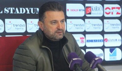 Bülent Uygun: Ali Şansalan, Alanyasporlu futbolcularla sarmaş dolaş