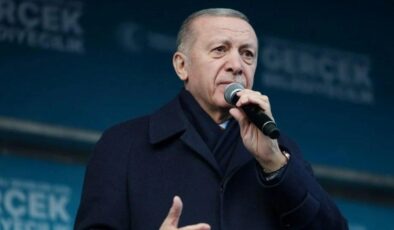 Cumhurbaşkanı Erdoğan’ın Mersin mitingine coşkulu katılım