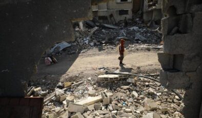 İsrail gece boyu Gazze Şeridi’ne saldırdı: 80 ölü
