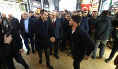 Murat Kurum Kapalıçarşı esnafını ziyaret etti