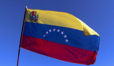 Venezuela, Arjantin’e hava sahasını yasakladı