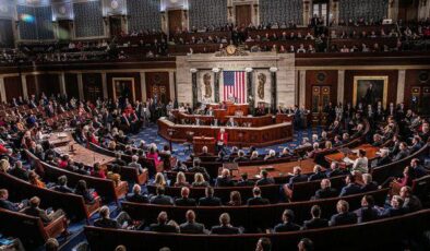 ABD Temsilciler Meclisi’nden Ukrayna ve İsrail’e destek paketleri önerisi