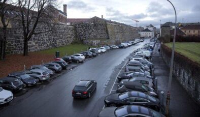 Norveç’te elektrikli araçlar benzinli araçları geçebilir
